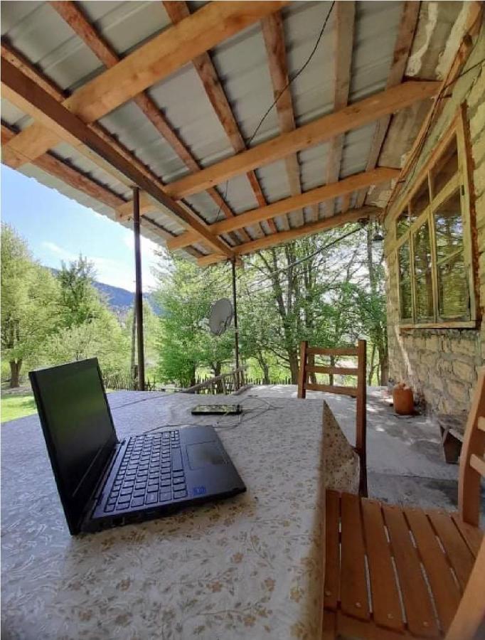 Guest House Malkhaz Niguriani Zhabeshi Ngoại thất bức ảnh