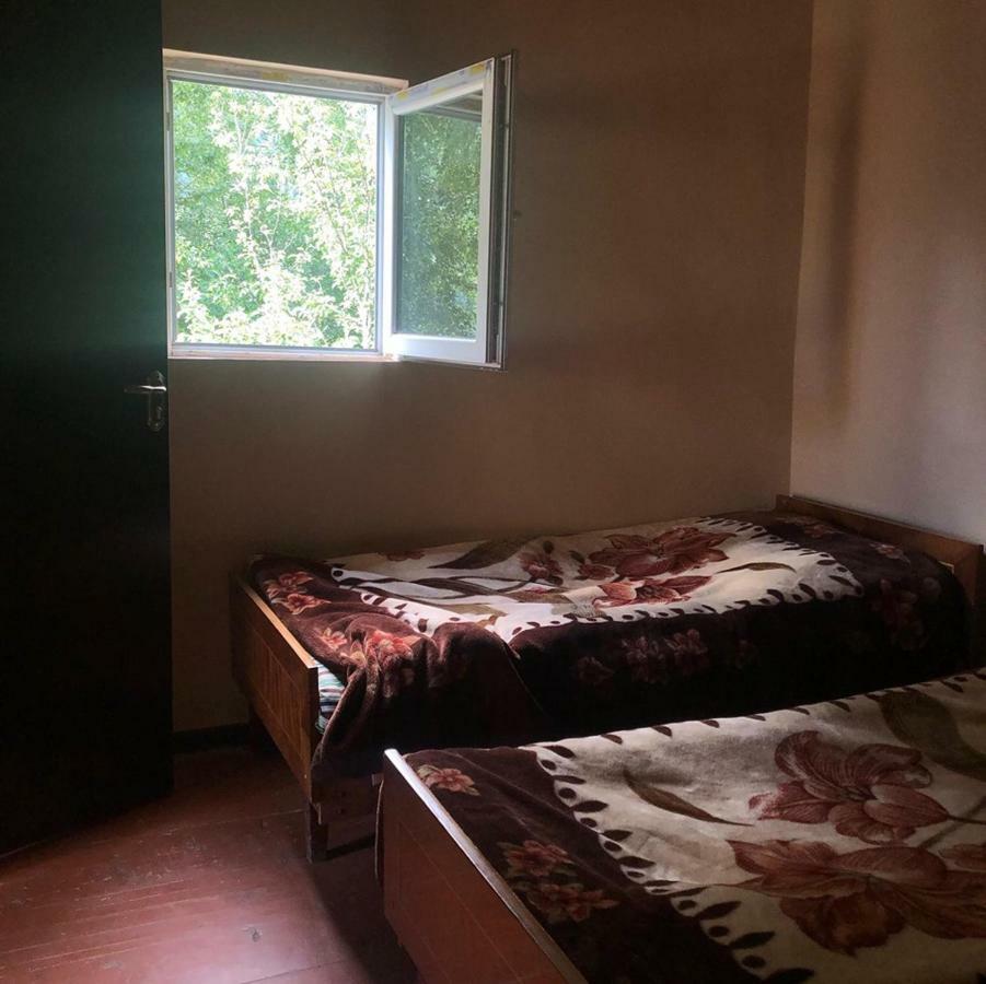 Guest House Malkhaz Niguriani Zhabeshi Ngoại thất bức ảnh